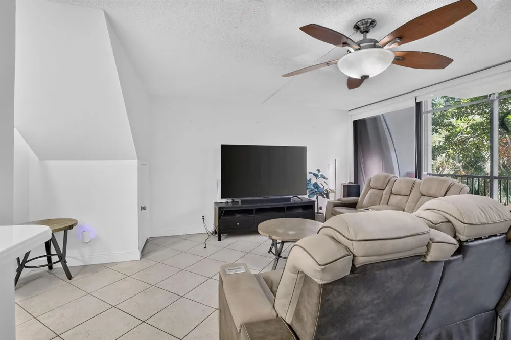 2931 SW 87th Terrace #1922 Davie, FL 33328