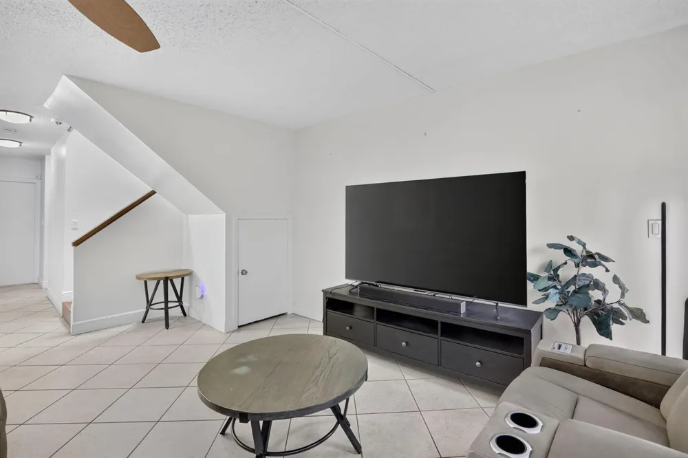 2931 SW 87th Terrace #1922 Davie, FL 33328