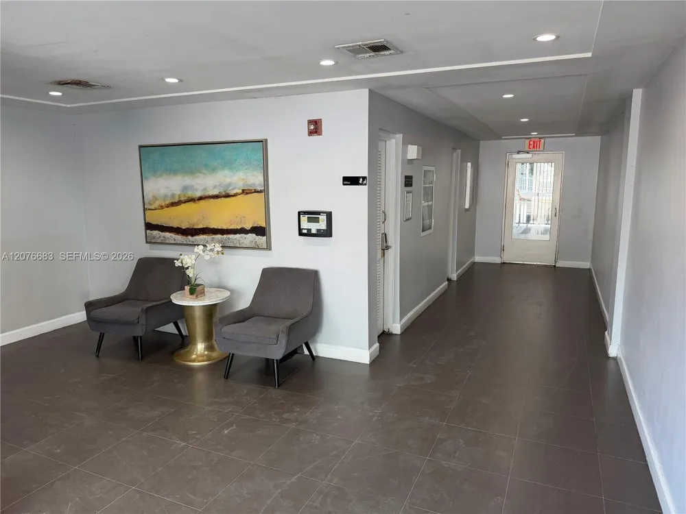 1300 Lincoln Rd #E705 Miami Beach, FL 33139