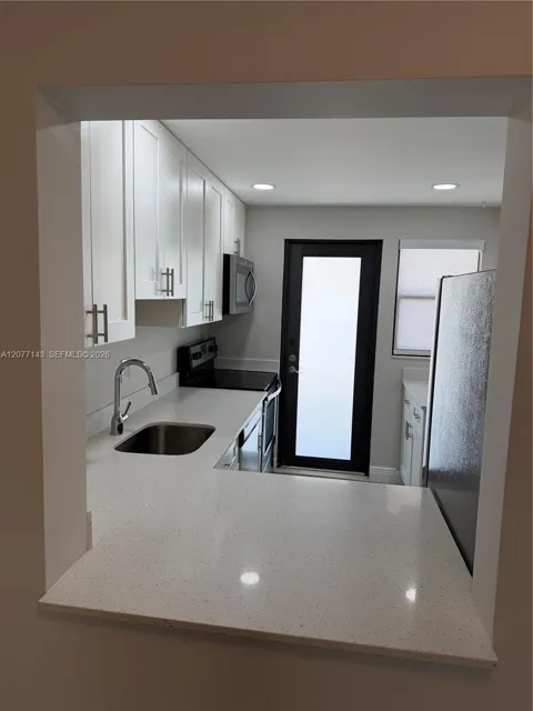 801 Ocean Blvd #702
