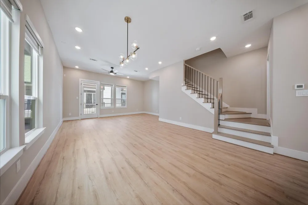 4013 Griggs Road #G Houston, TX 77021