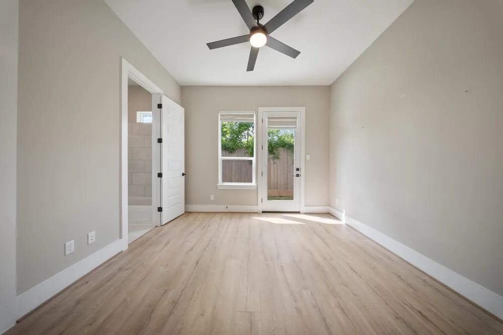4013 Griggs Road #G Houston, TX 77021