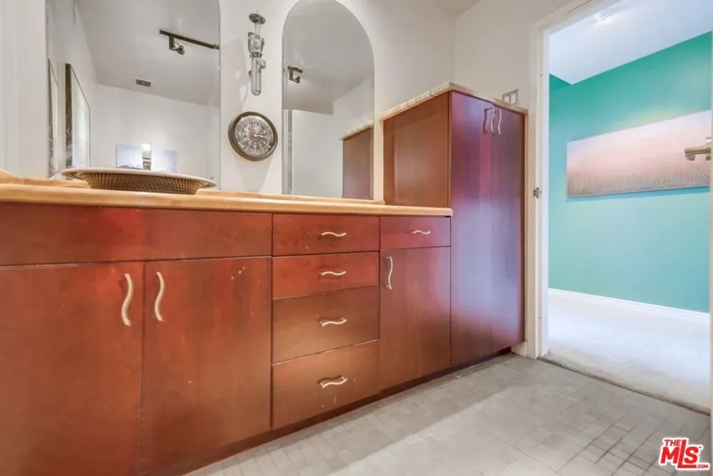 4314 Marina City #PH17 Marina del Rey, CA 90292