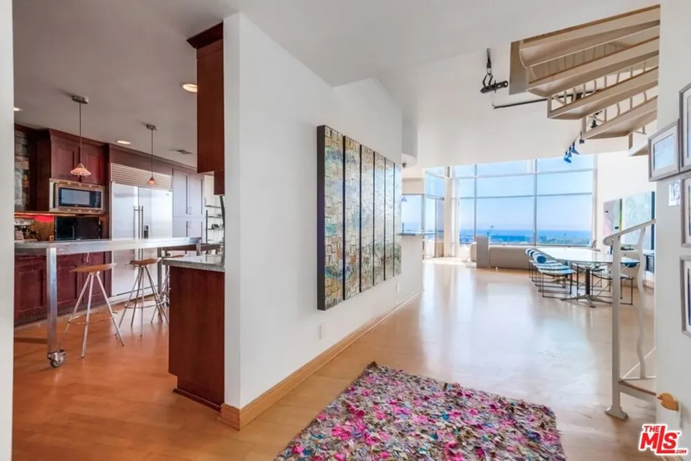 4314 Marina City #PH17 Marina del Rey, CA 90292
