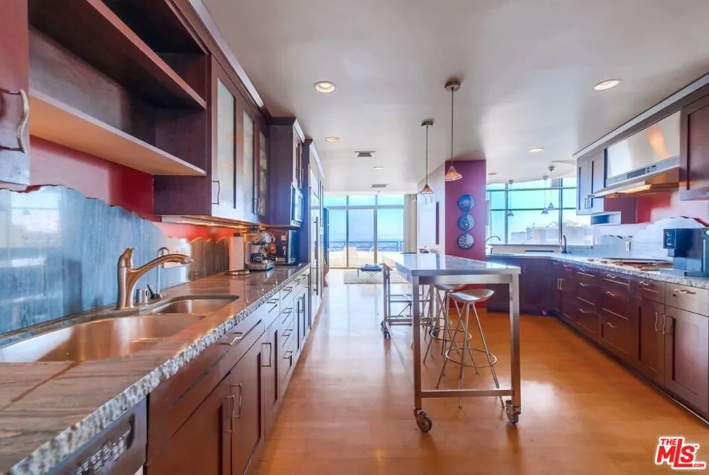 4314 Marina City #PH17 Marina del Rey, CA 90292
