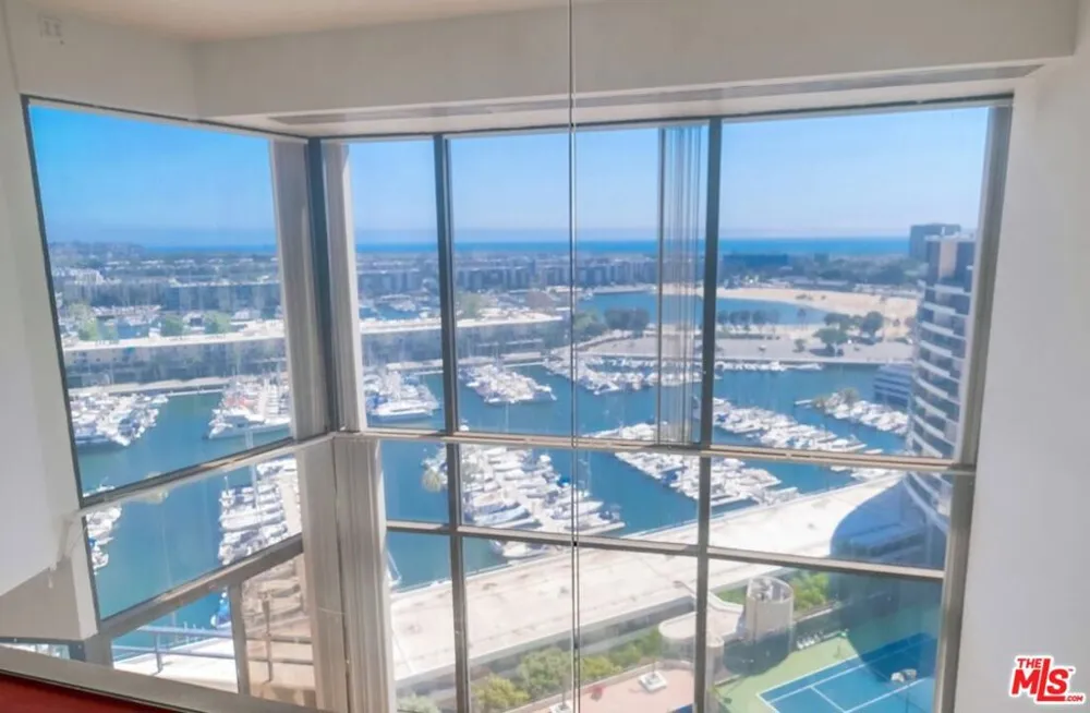 4314 Marina City #PH17 Marina del Rey, CA 90292