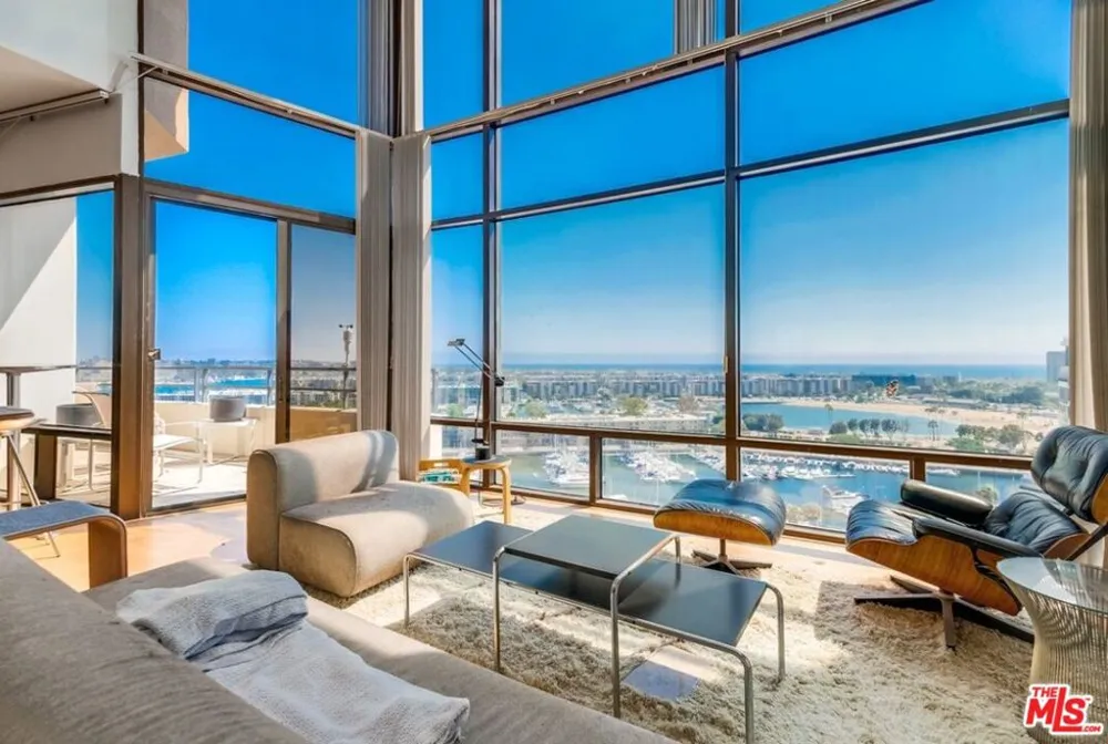 4314 Marina City #PH17 Marina del Rey, CA 90292