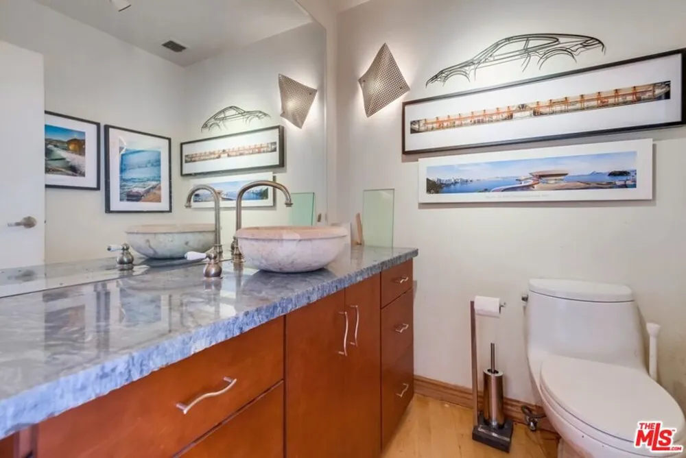 4314 Marina City #PH17 Marina del Rey, CA 90292