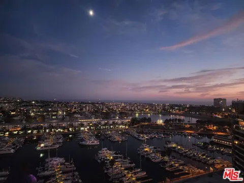 4314 Marina City #PH17