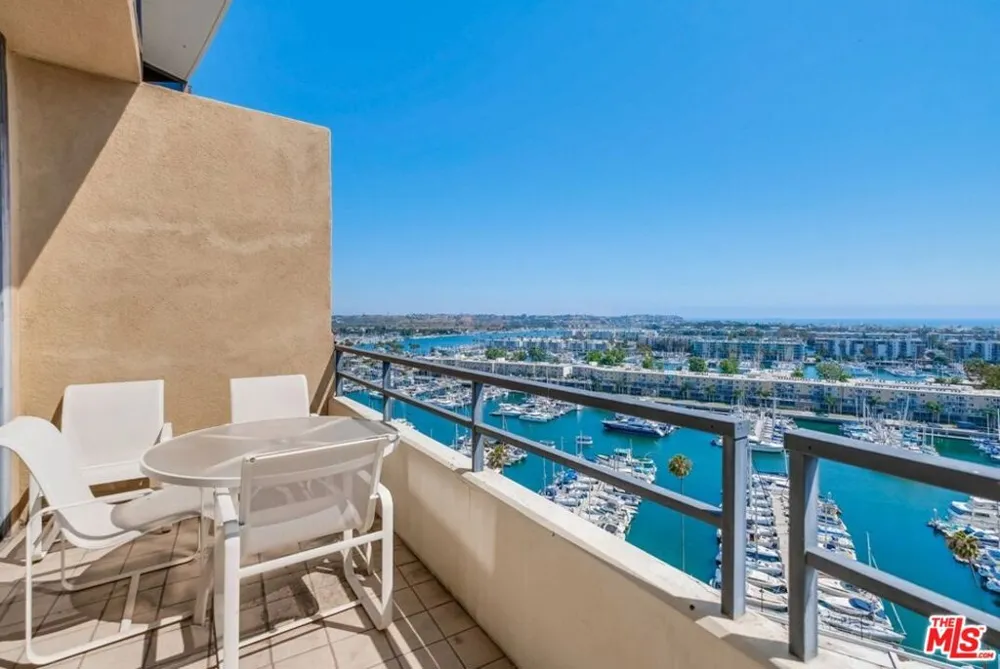 4314 Marina City #PH17 Marina del Rey, CA 90292