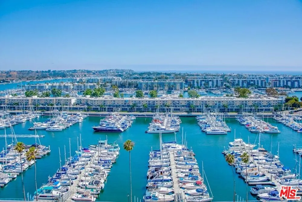 4314 Marina City #PH17 Marina del Rey, CA 90292