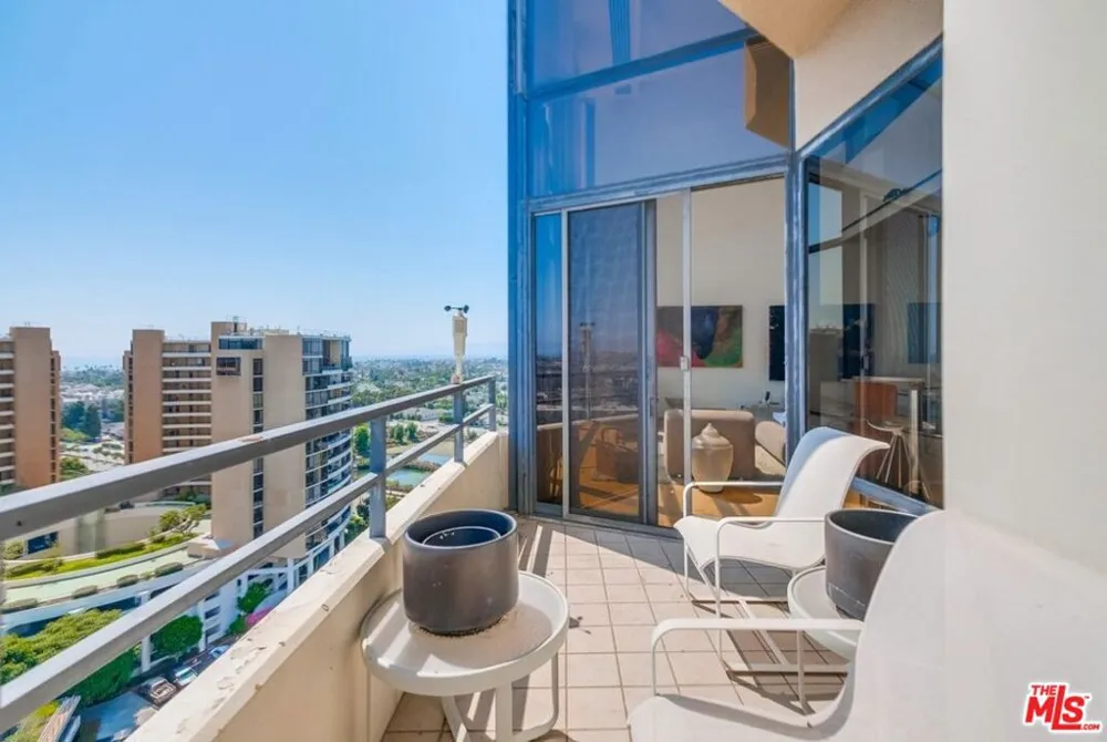 4314 Marina City #PH17 Marina del Rey, CA 90292