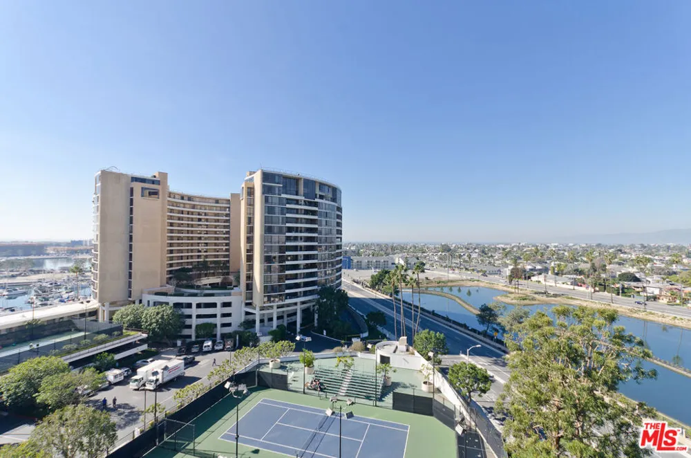 4314 Marina City #PH17 Marina del Rey, CA 90292