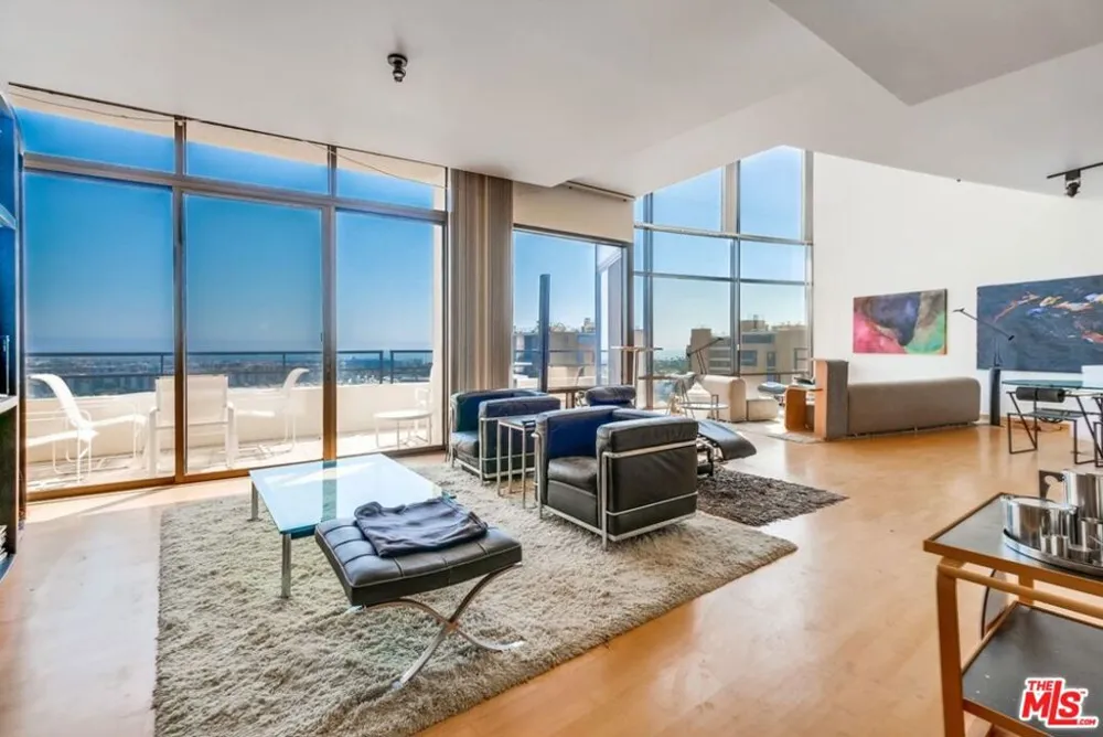 4314 Marina City #PH17 Marina del Rey, CA 90292