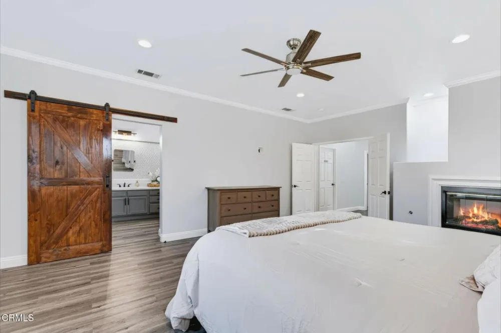 287 Camino Toluca Camarillo, CA 93010