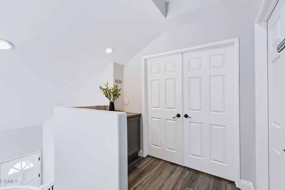 287 Camino Toluca Camarillo, CA 93010