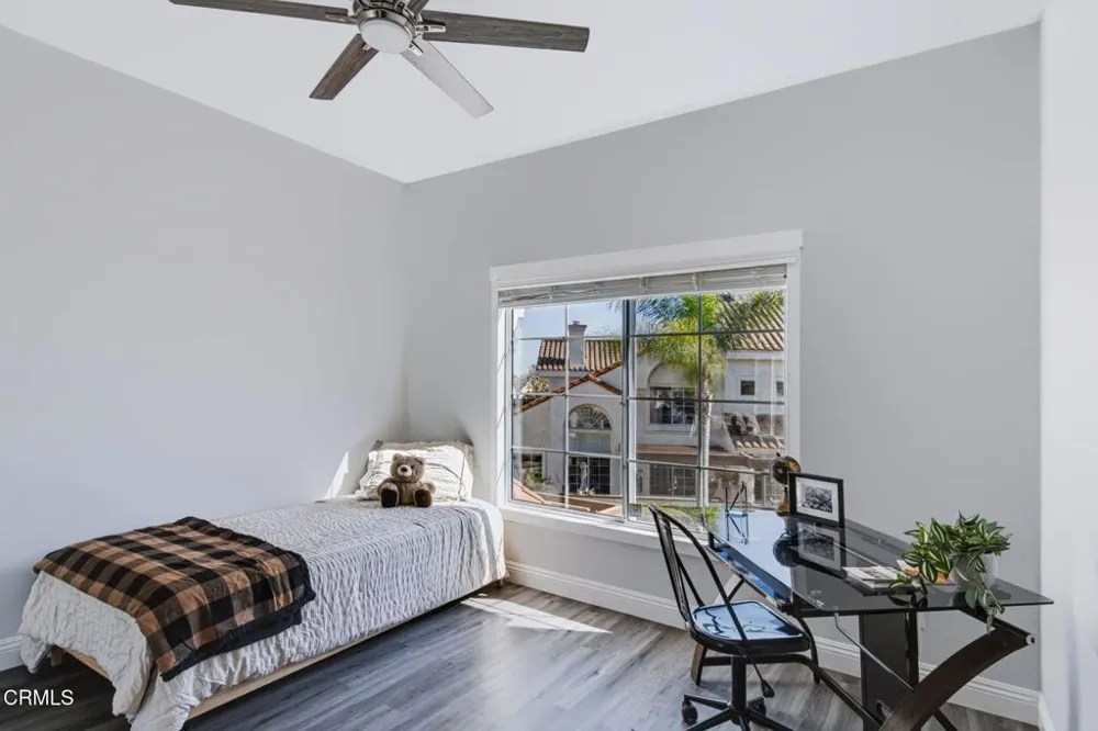 287 Camino Toluca Camarillo, CA 93010