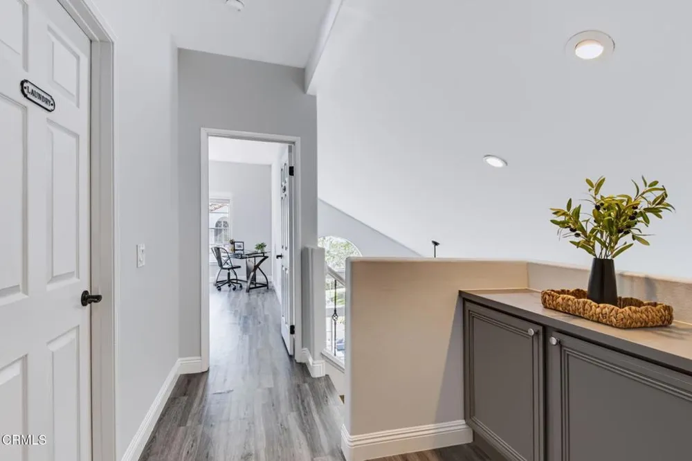 287 Camino Toluca Camarillo, CA 93010