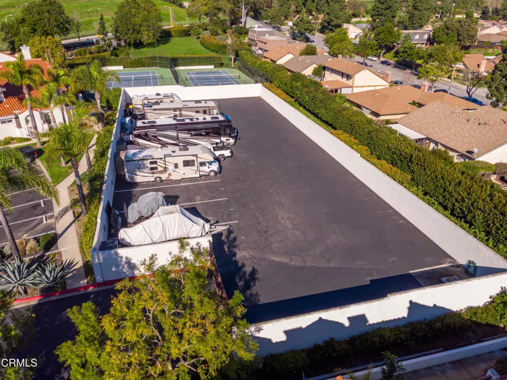 287 Camino Toluca Camarillo, CA 93010