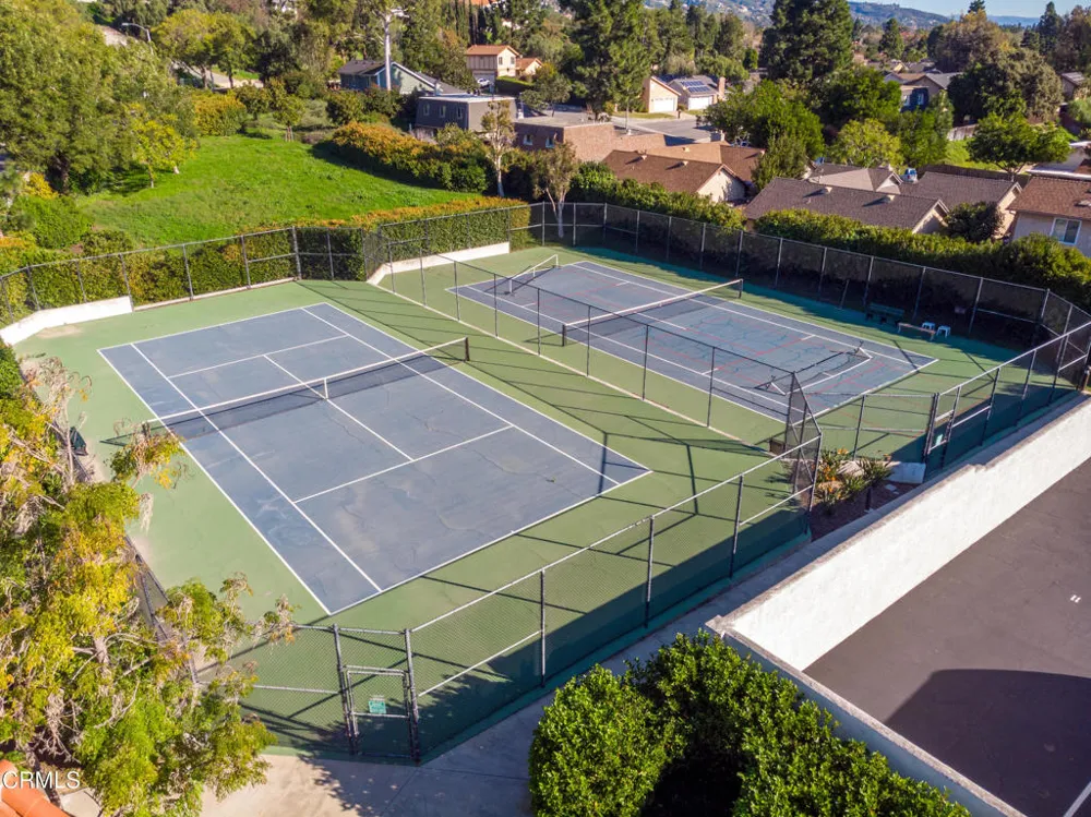 287 Camino Toluca Camarillo, CA 93010