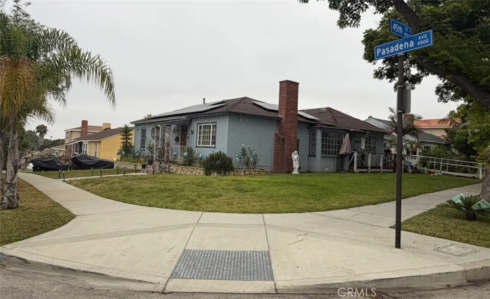 4504 Pasadena Long Beach, CA 90807