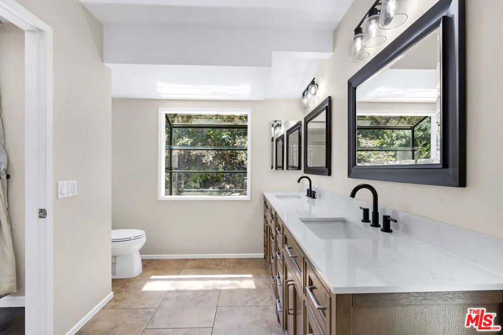 26572 Academy Drive Palos Verdes Peninsula, CA 90274