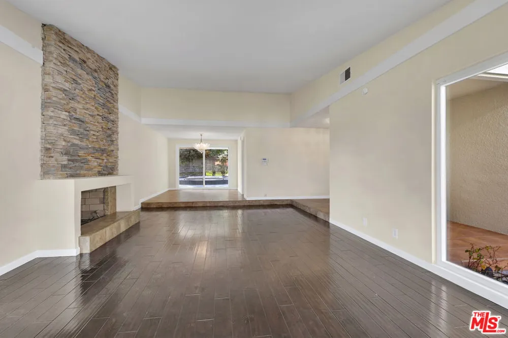 26572 Academy Drive Palos Verdes Peninsula, CA 90274