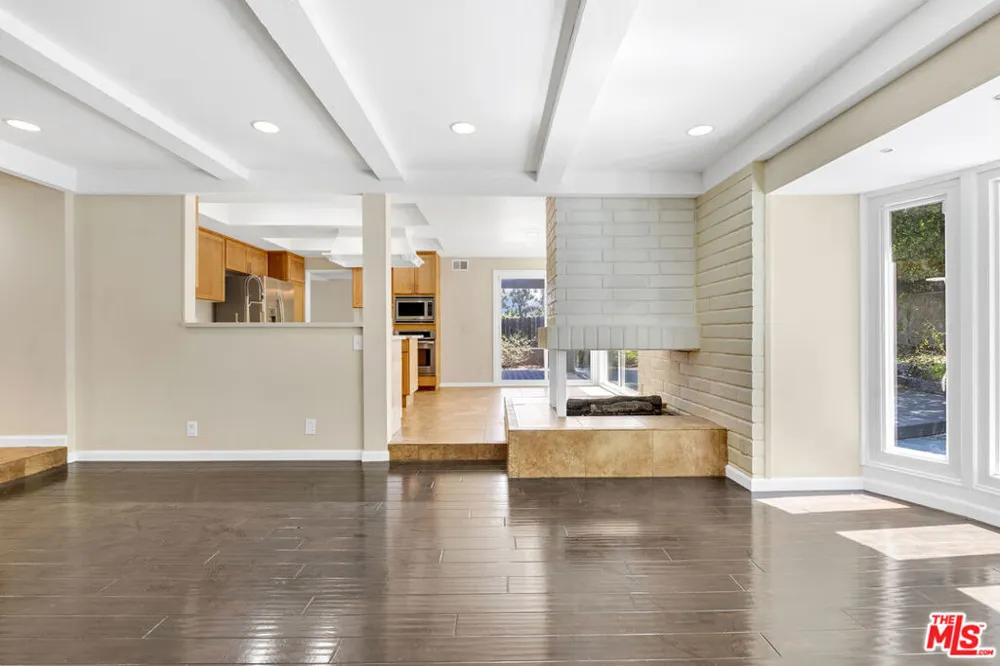 26572 Academy Drive Palos Verdes Peninsula, CA 90274