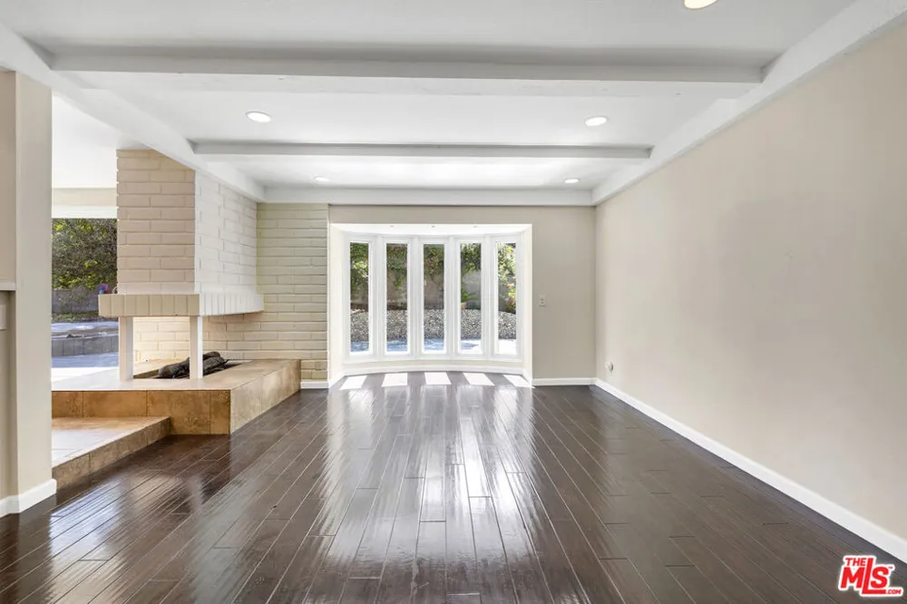 26572 Academy Drive Palos Verdes Peninsula, CA 90274