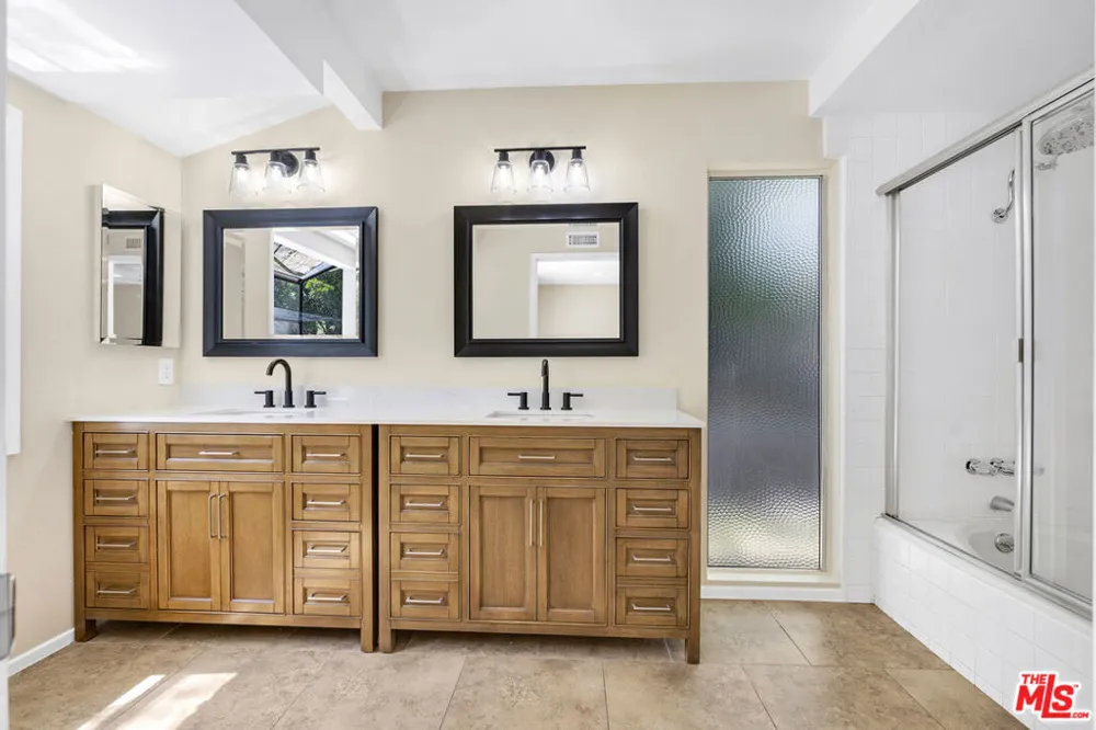26572 Academy Drive Palos Verdes Peninsula, CA 90274