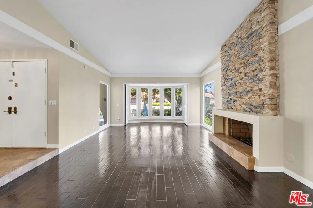 26572 Academy Drive Palos Verdes Peninsula, CA 90274