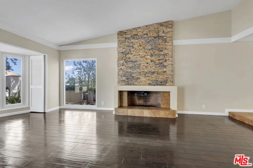 26572 Academy Drive Palos Verdes Peninsula, CA 90274