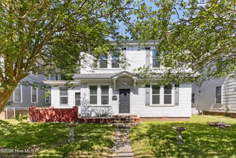 915 Road Street