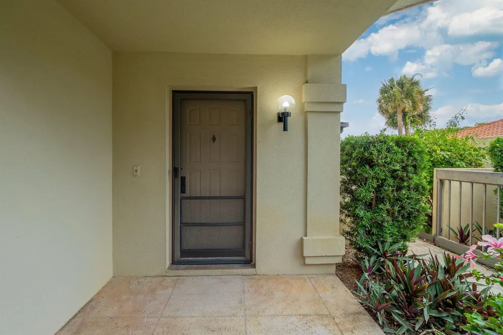 2880 Gettysburg Lane West Palm Beach, FL 33409