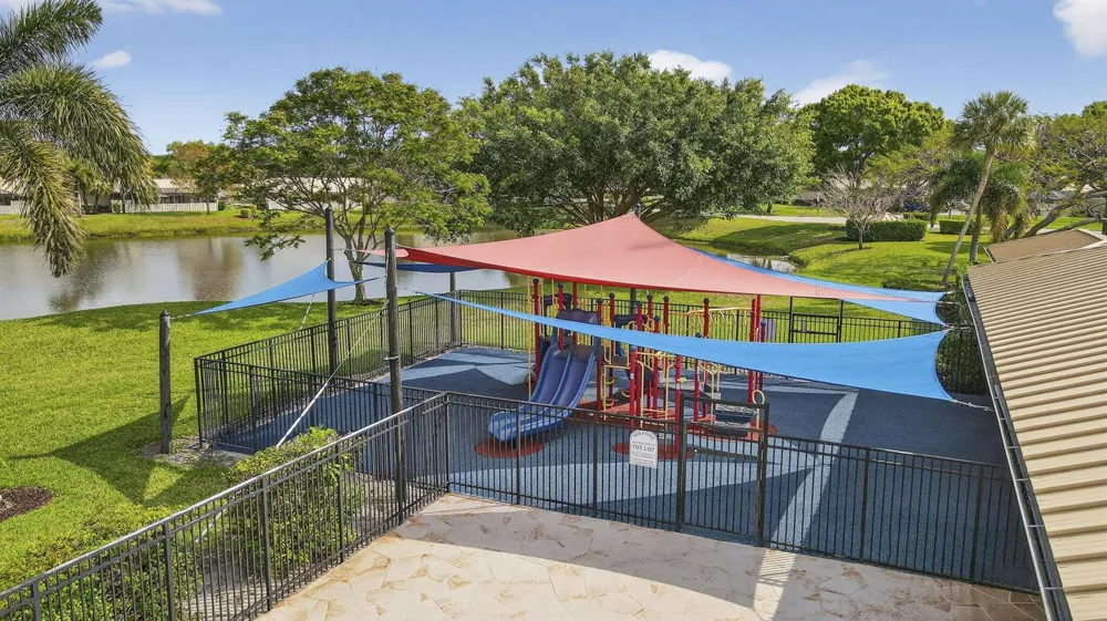5602 GOLDEN EAGLE CIRCLE Palm Beach Gardens, FL 33418