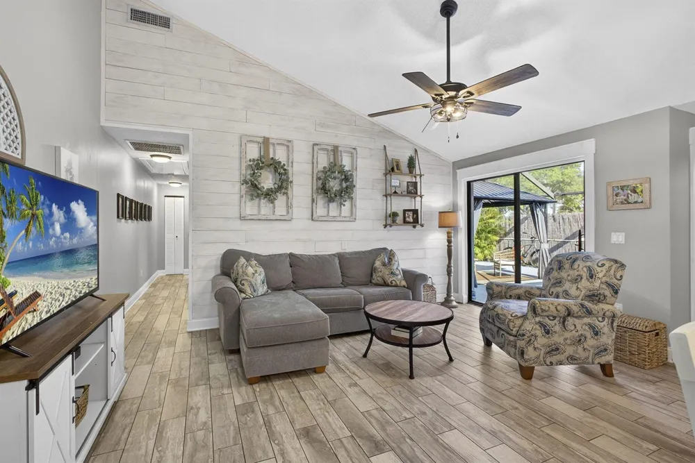 5602 GOLDEN EAGLE CIRCLE Palm Beach Gardens, FL 33418