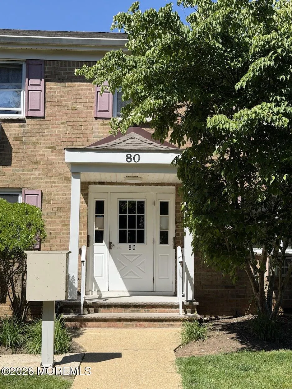 80 Manchester Court #E Freehold, NJ 07728