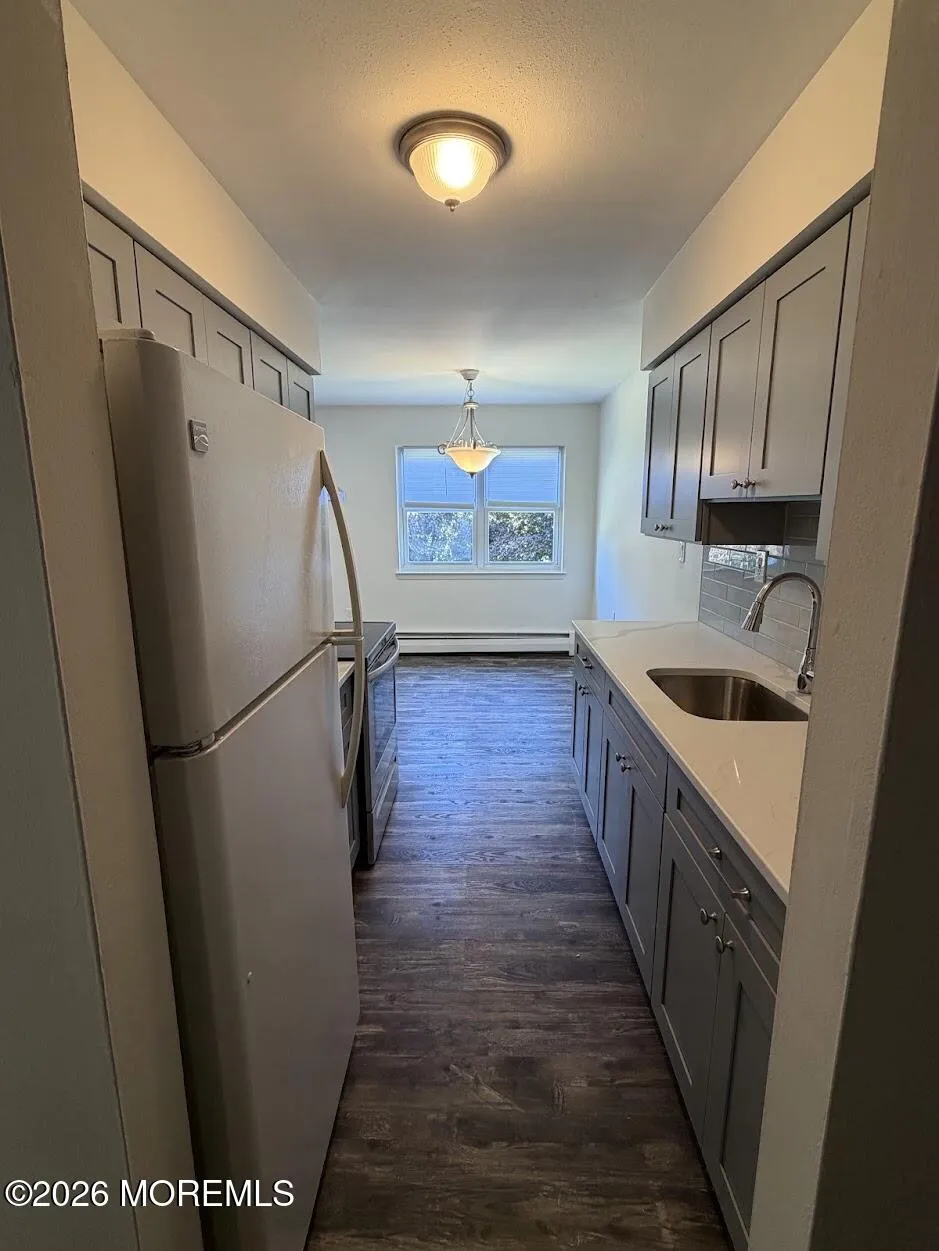 80 Manchester Court #E Freehold, NJ 07728