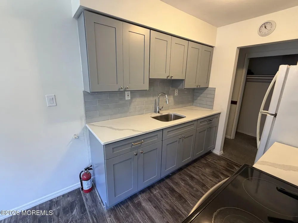 80 Manchester Court #E Freehold, NJ 07728