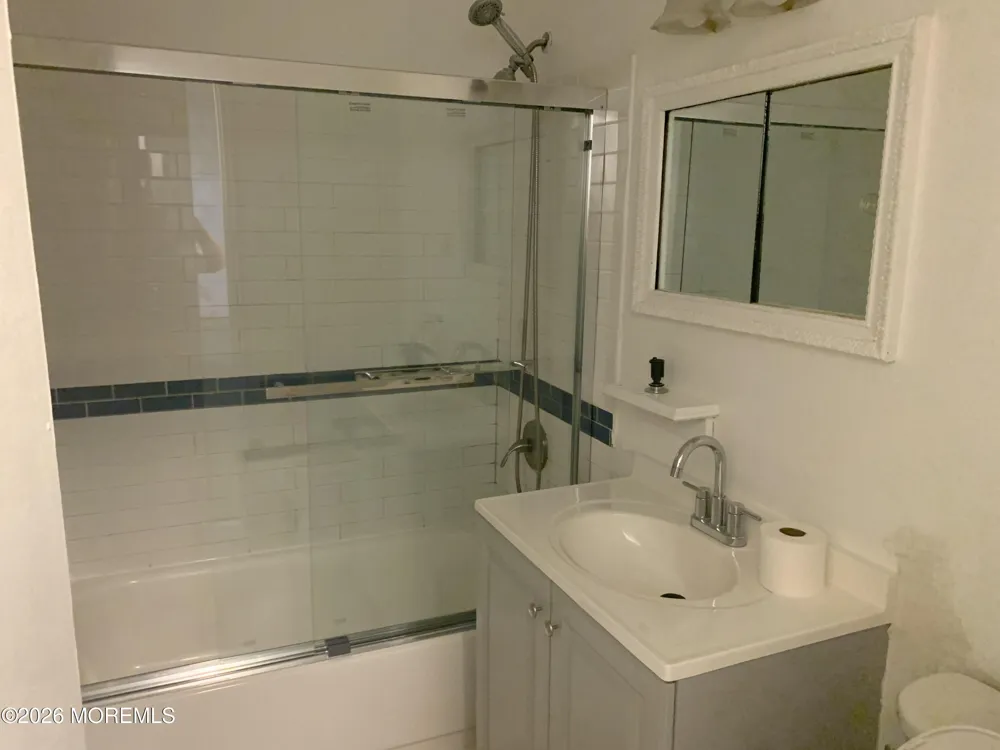 80 Manchester Court #E Freehold, NJ 07728