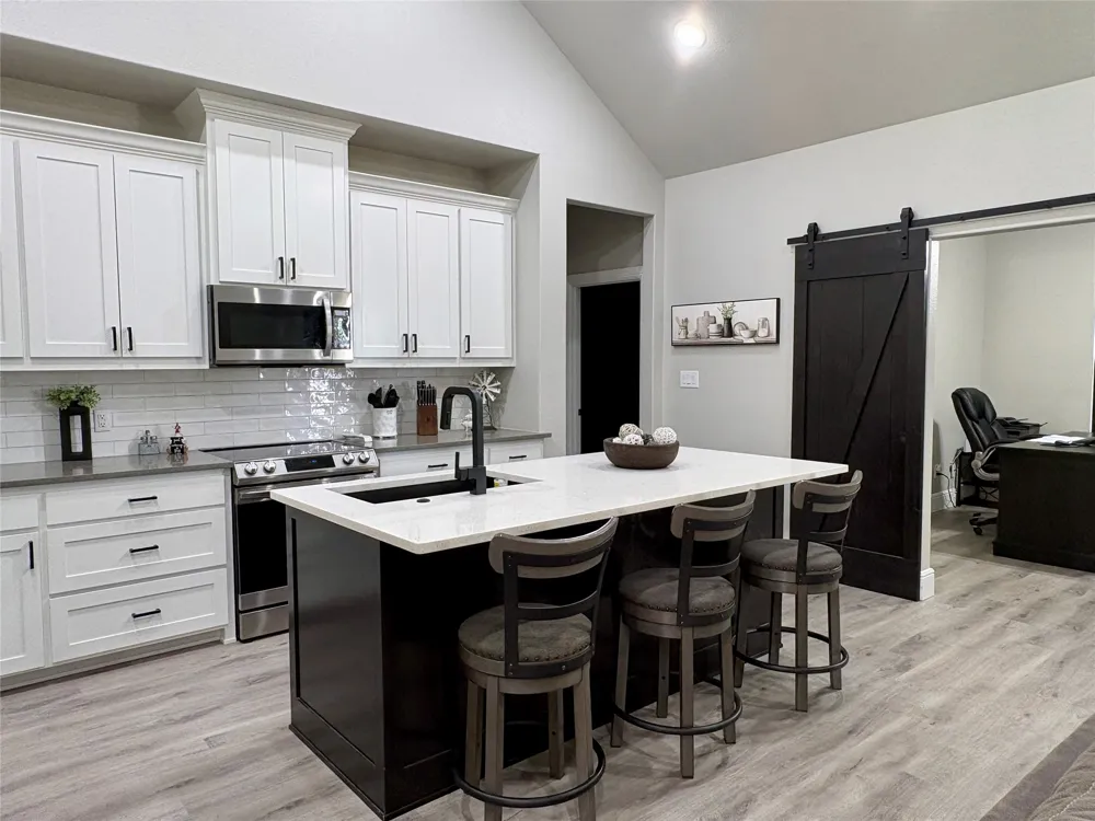 192 Hagerman Road Pottsboro, TX 75076