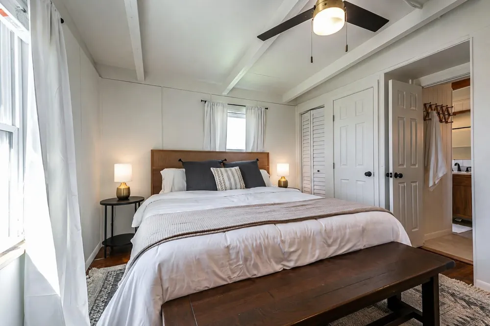 801 Seashell Drive Surfside Beach, TX 77541