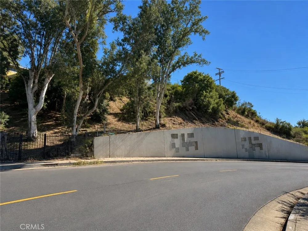 round top dr Glassell Park, CA 90065