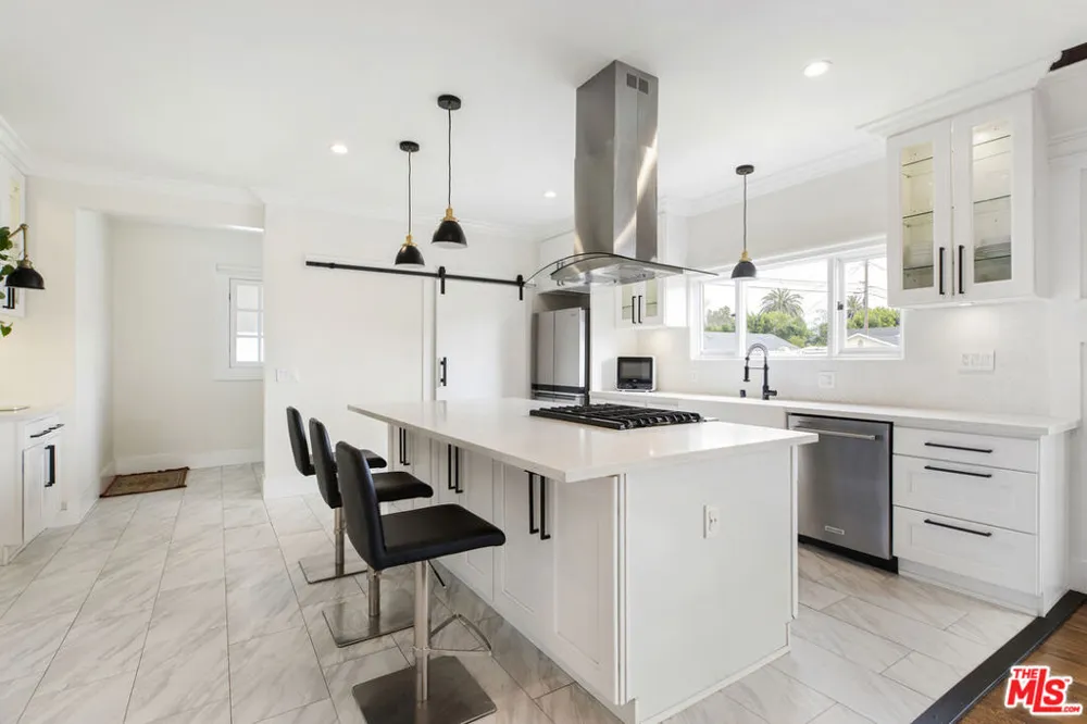 3628 Arlington Avenue Los Angeles, CA 90018