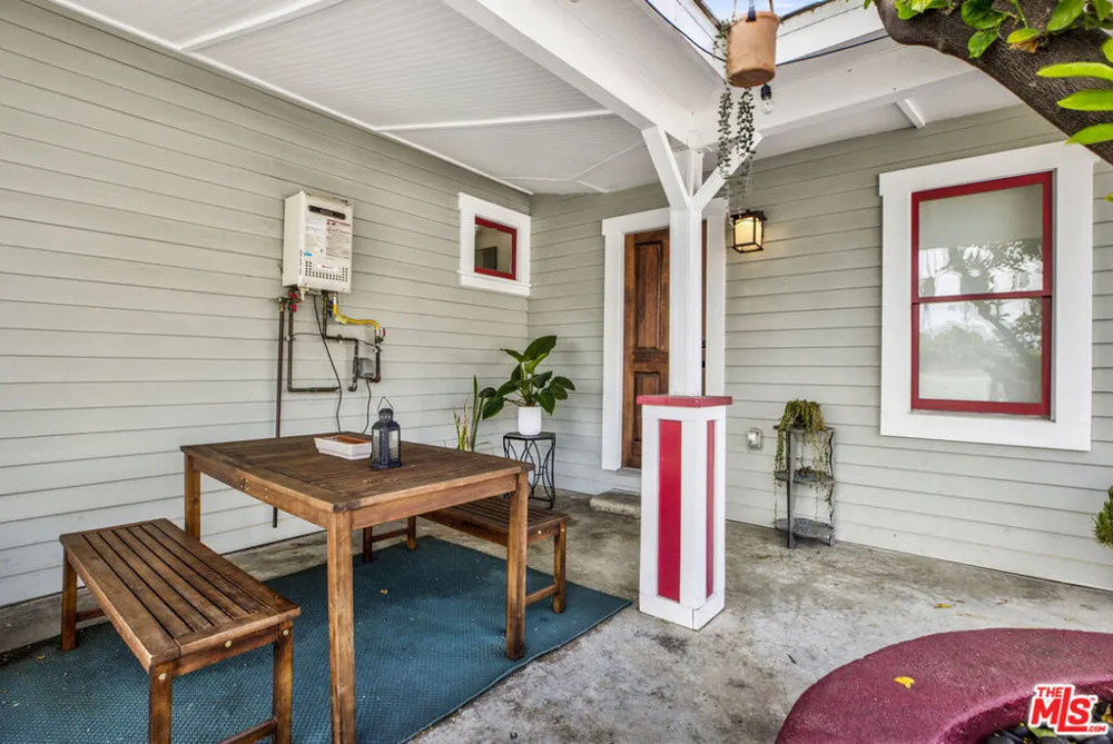 3628 Arlington Avenue Los Angeles, CA 90018
