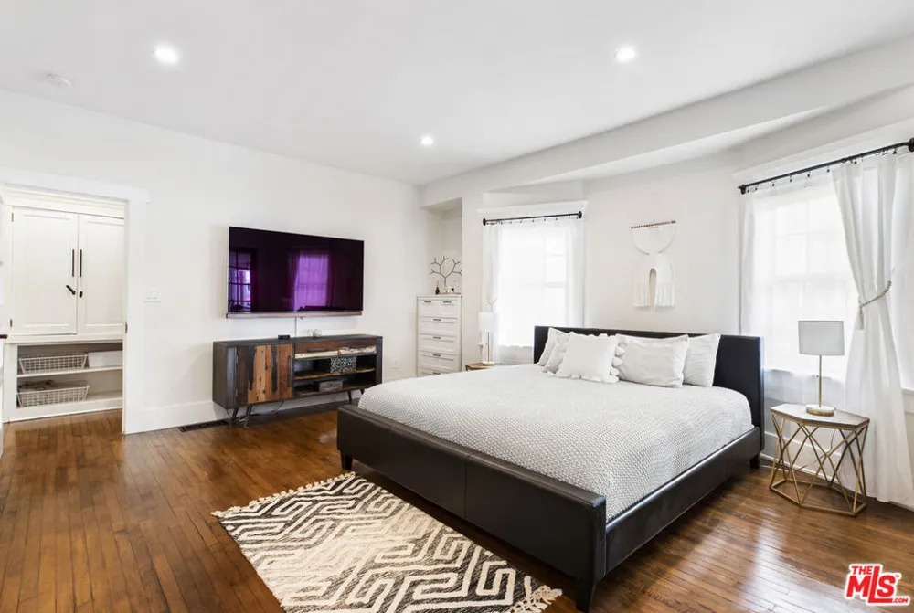 3628 Arlington Avenue Los Angeles, CA 90018
