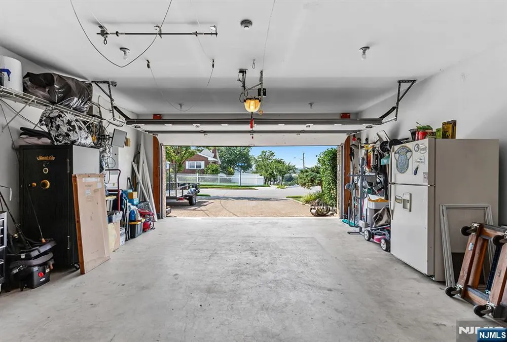 26 Mount Cedar Avenue Wallington, NJ 07057