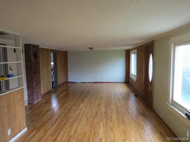 135 E 2nd Street Nederland, CO 80466