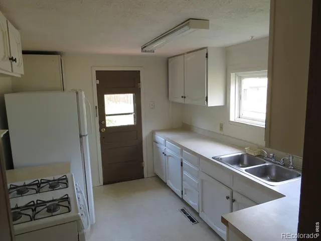135 E 2nd Street Nederland, CO 80466