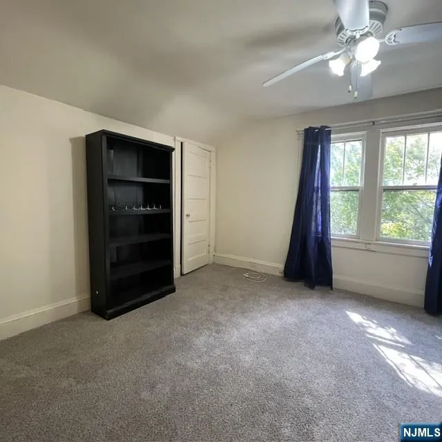 51 Clinton Avenue Bergenfield, NJ 07621